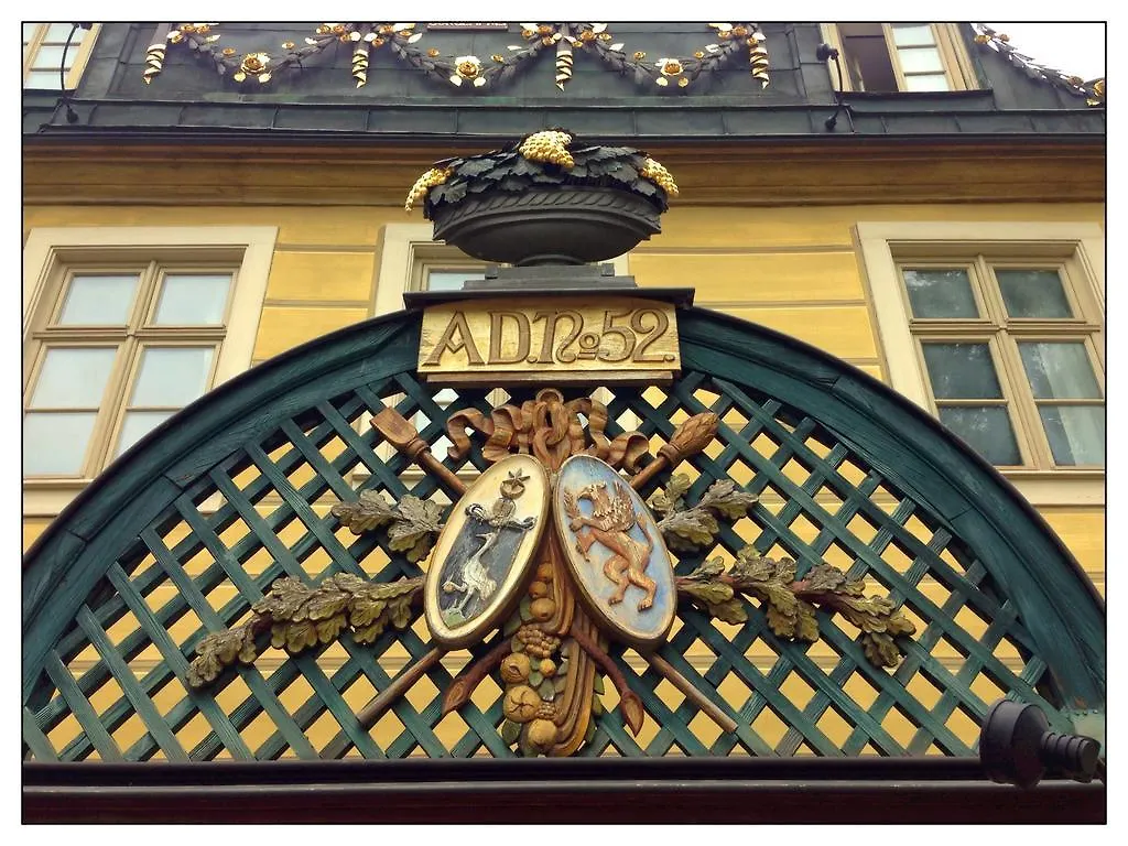 Hotel Villa Sorgenfrei & Restaurant Atelier Sanssouci Radebeul 4*,