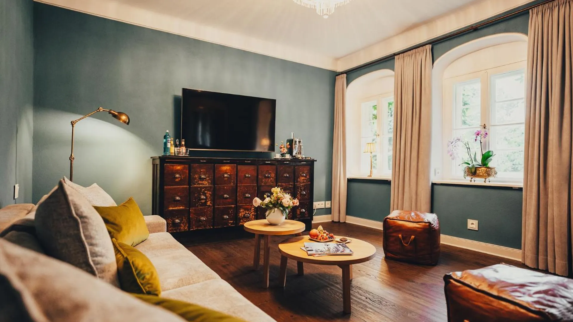 ****  Hotel Villa Sorgenfrei & Restaurant Atelier Sanssouci Radebeul Almanya