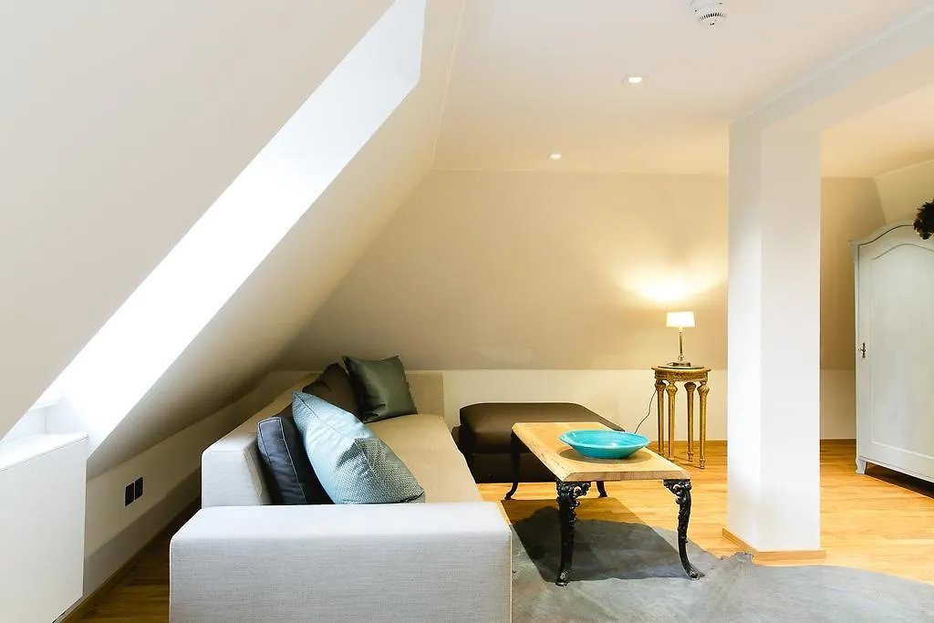 Hotel Villa Sorgenfrei & Restaurant Atelier Sanssouci Radebeul 4*,